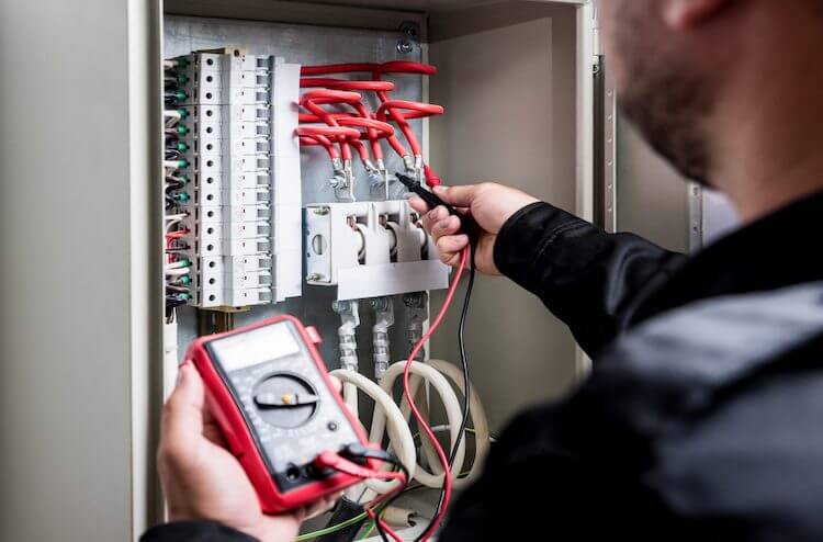 MAINTENANCE AND SERVICES, NETWORKS AND ELECTRICAL EQUIPMENT